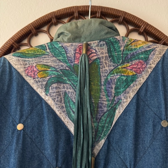 Vintage 90s 80s hand painted leather tassel denim jacket. Size L - Picture 8 of 11